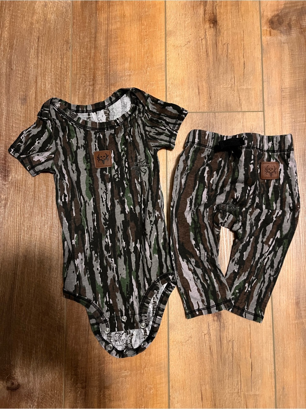 Realtree Camouflage Green Brown Gray Baby Matching Set